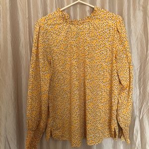 Petite flower blouse